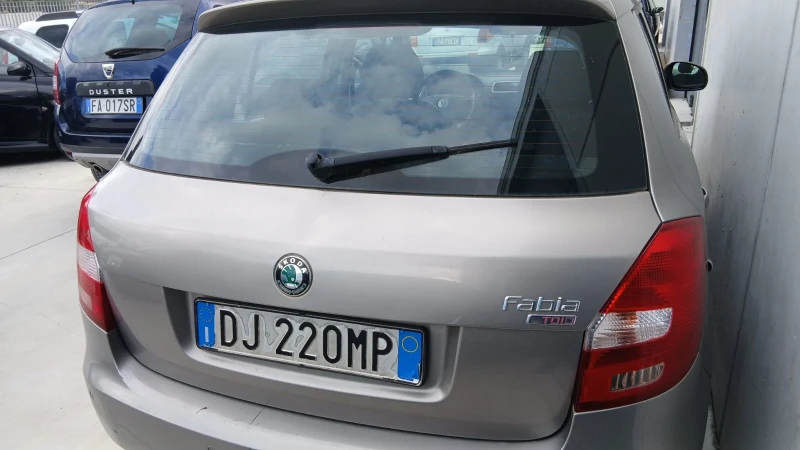 Skoda Fabia 2010 1.9, снимка 6 - Автомобили и джипове - 49243192