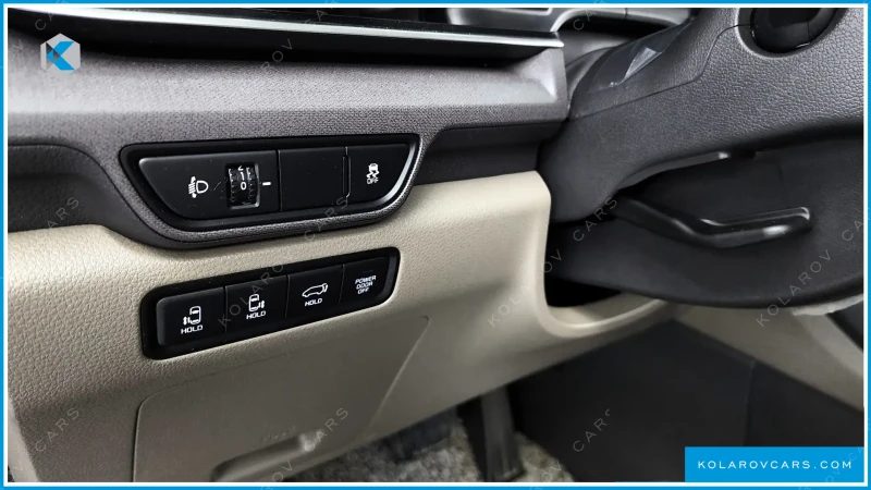 Kia Carnival 3.5L 7-Seater Noblesse Kolarov | Cars, снимка 13 - Автомобили и джипове - 52207863