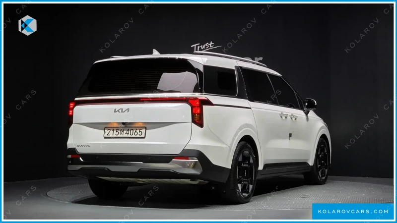 Kia Carnival 3.5L 7-Seater Noblesse Kolarov | Cars, снимка 2 - Автомобили и джипове - 52207863