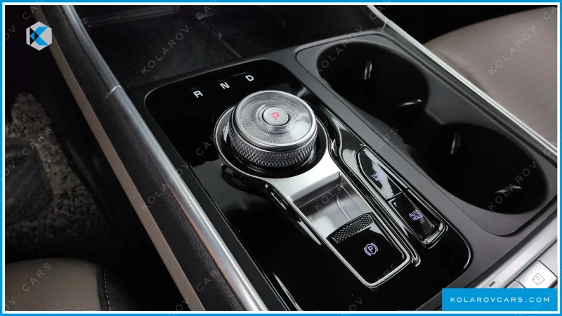 Kia Carnival 3.5L 7-Seater Noblesse Kolarov | Cars, снимка 6 - Автомобили и джипове - 52207863