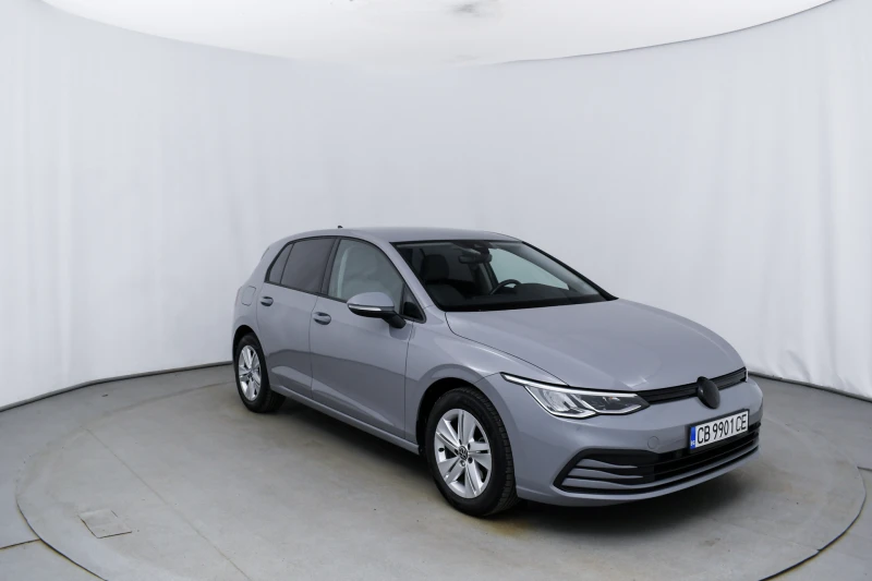 VW Golf 1.5eTSI, снимка 2 - Автомобили и джипове - 52679498