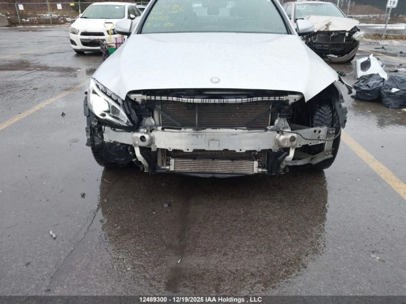 Mercedes-Benz C 300 AMG* 4MATIC* Памет* Панорама* 2ключа, снимка 4 - Автомобили и джипове - 53045802