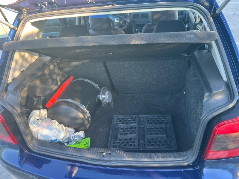 VW Golf 2.0, снимка 9 - Автомобили и джипове - 53408463