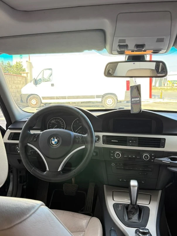 BMW 335 Автомобила е в топ състояние , снимка 7 - Автомобили и джипове - 52831122