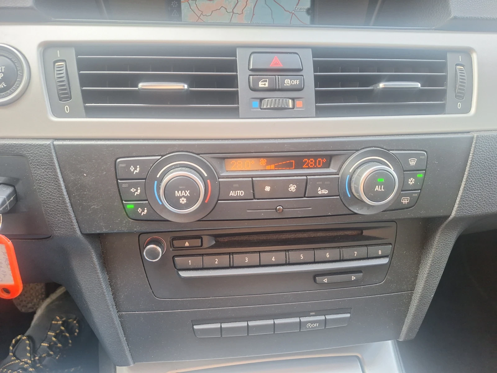 BMW 320 2.0D 184kc. 6ck. Face Lift | Mobile.bg — изображение 14