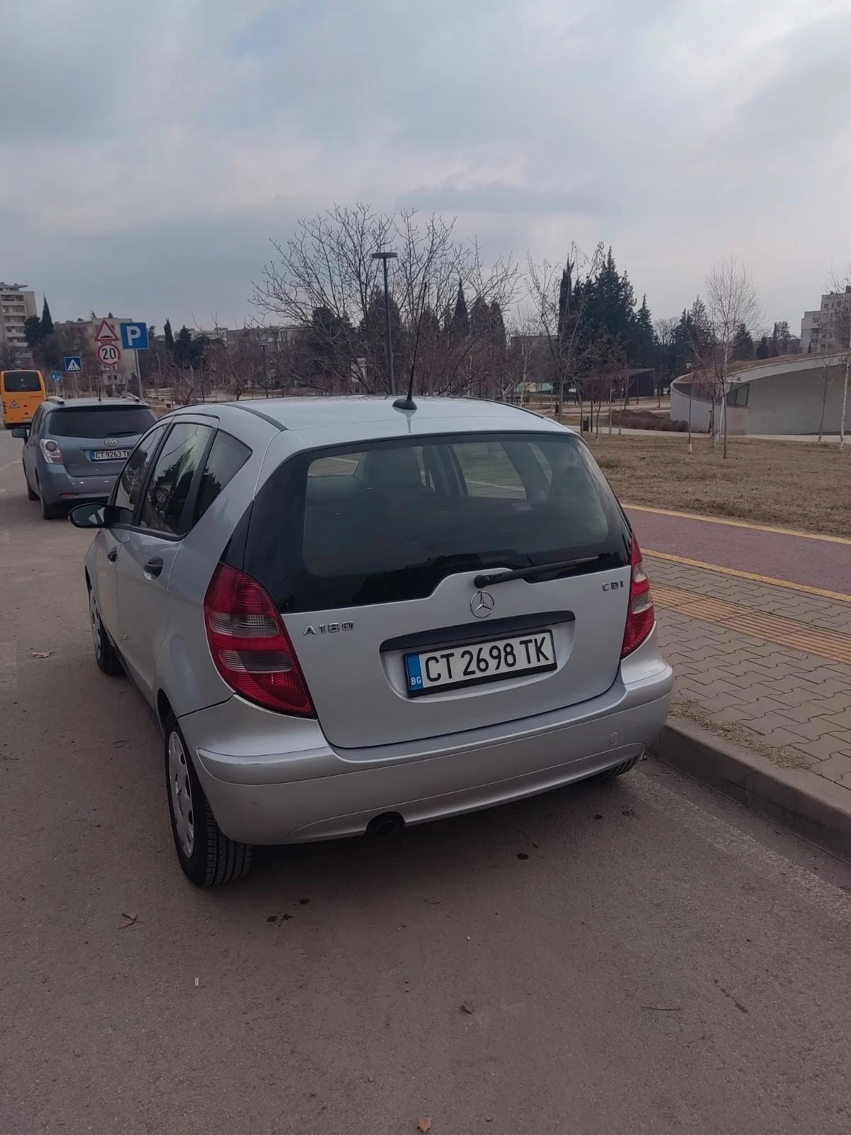 Mercedes-Benz A 180  - изображение 4
