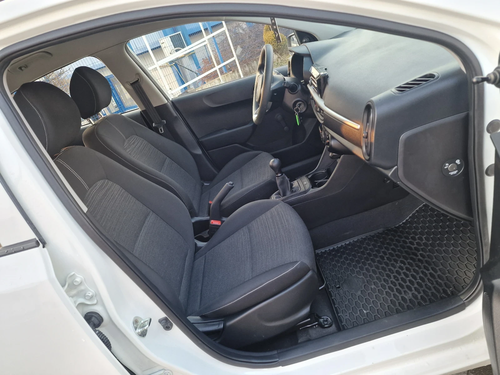 Kia Picanto 1.0MPI* * * *  | Mobile.bg   11