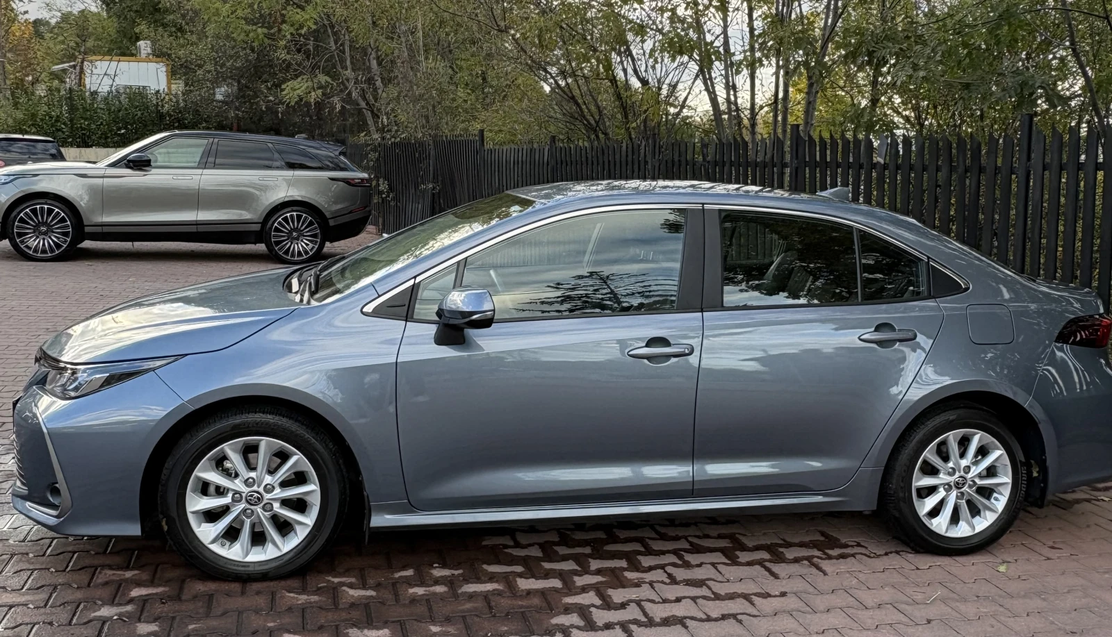 Toyota Corolla 1.8 Executive | Mobile.bg   6