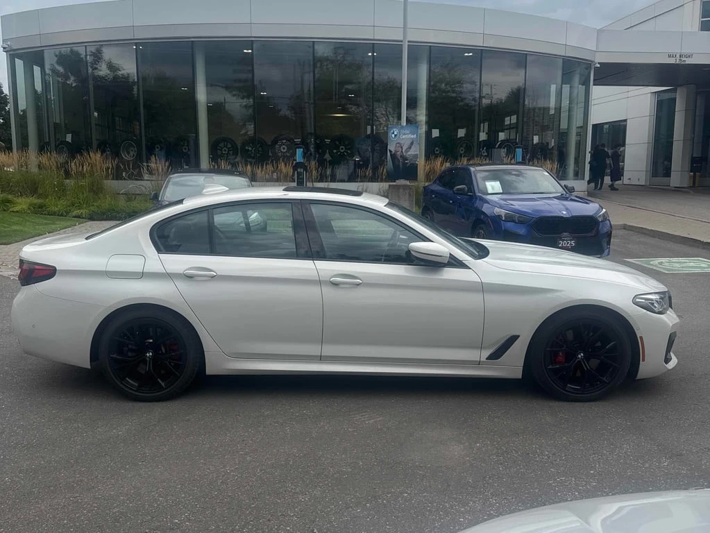 BMW 530 * 530i xDrive * CARFAX *    | Mobile.bg   3