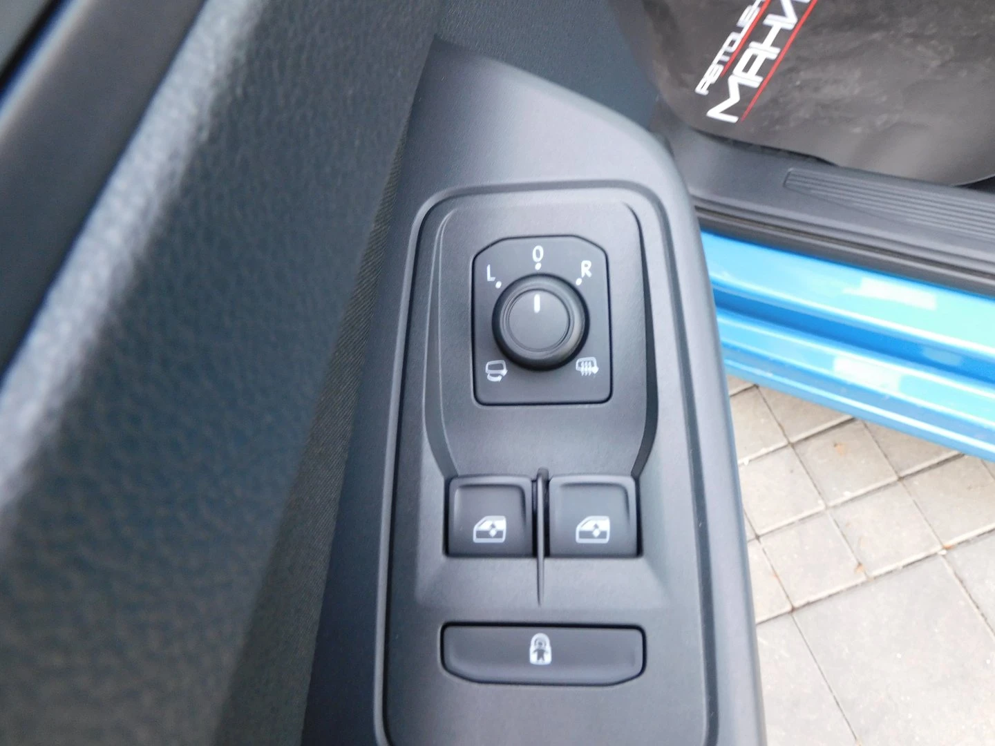 VW Caddy Life TDI 7 ����� | Mobile.bg � ����������� 7