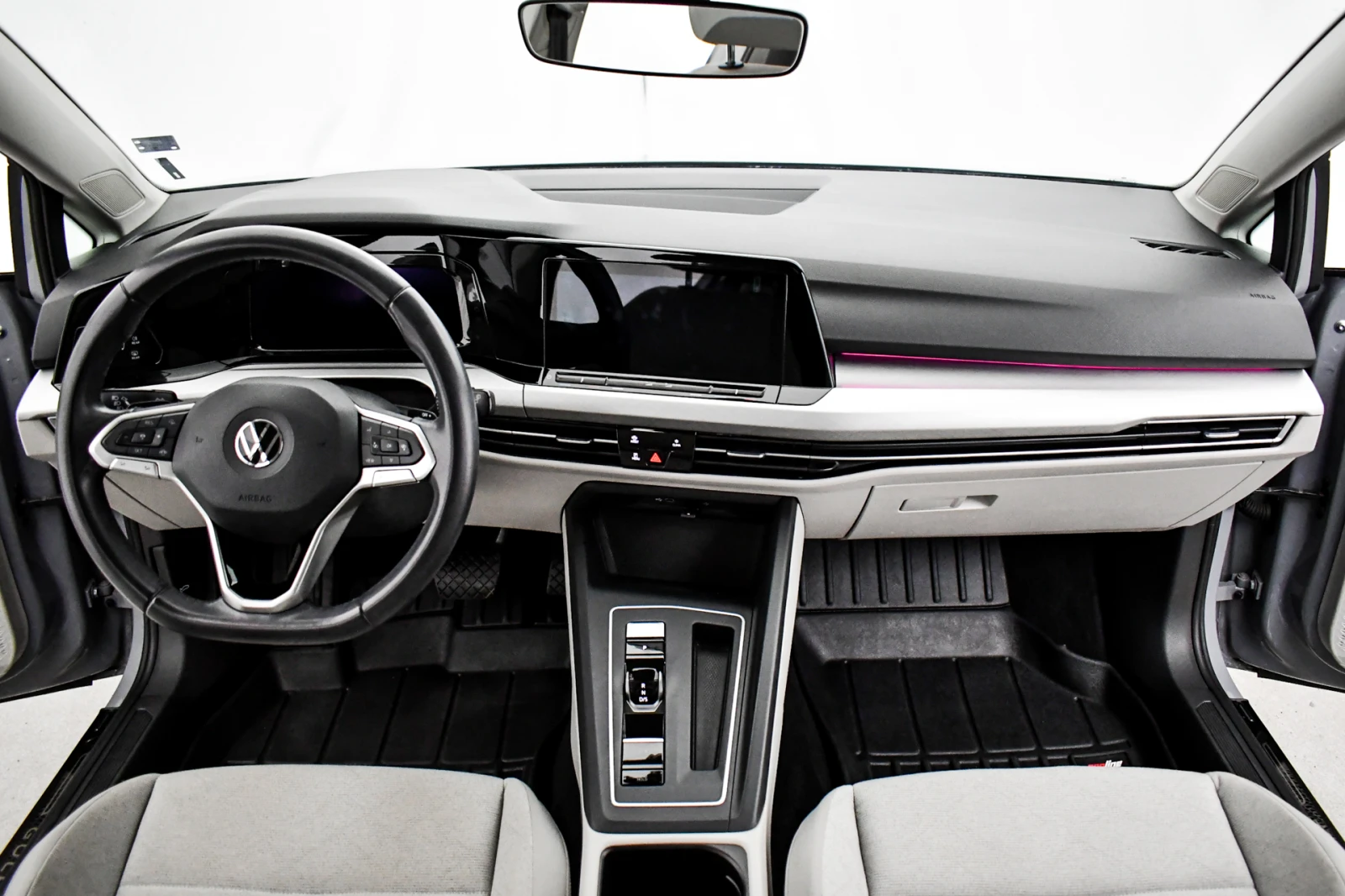 VW Golf 1.5eTSI - изображение 9