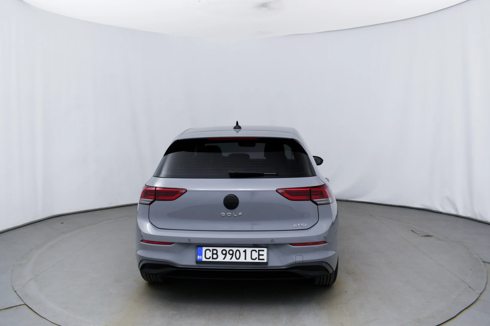 VW Golf 1.5eTSI - изображение 5