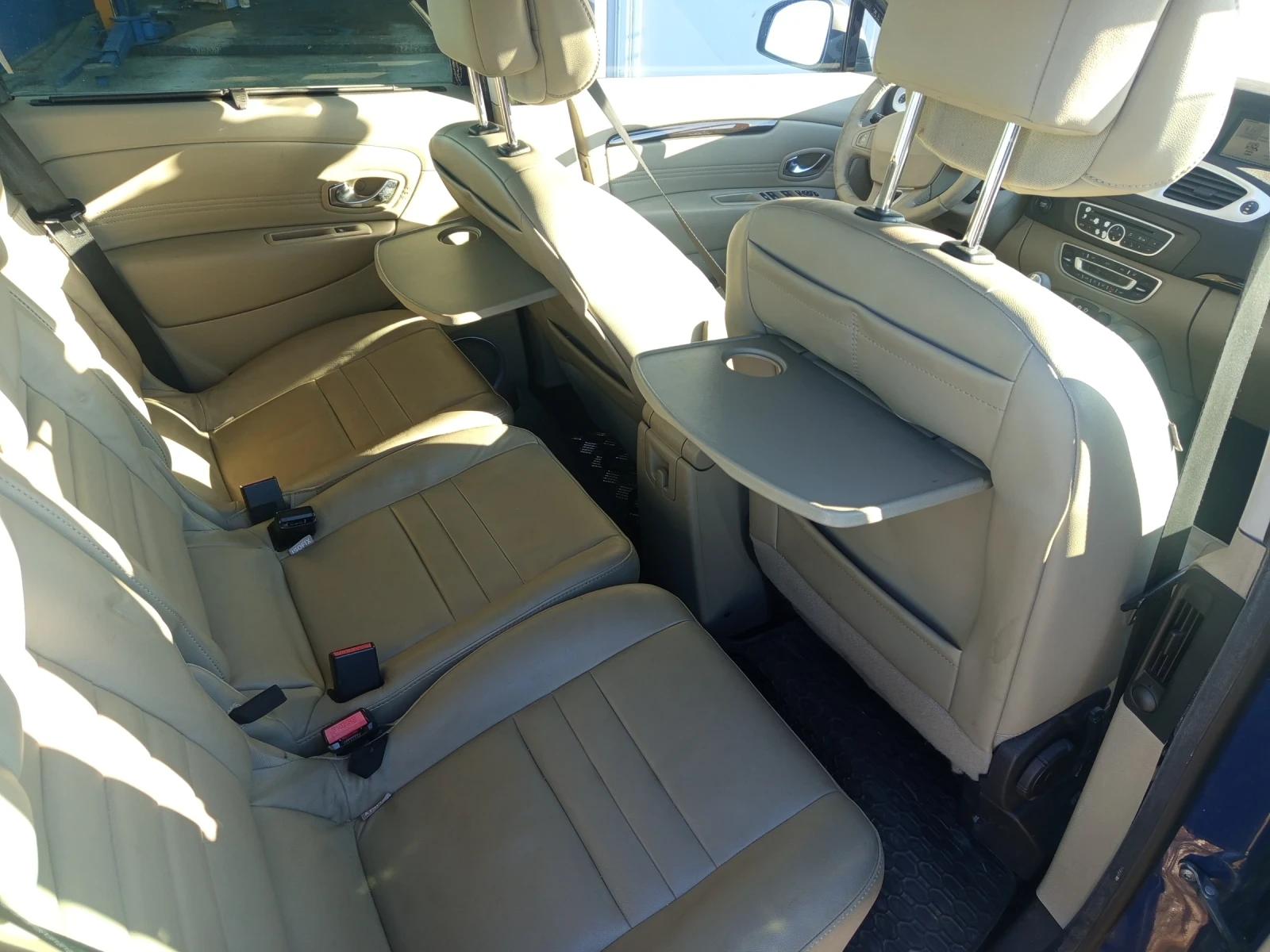 Renault Scenic 1.5 кожа нави - изображение 9