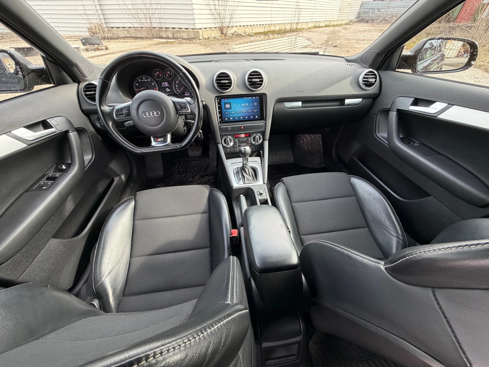 Audi A3 2.0 TFSI 4x4 S-Line, снимка 13 - Автомобили и джипове - 53458918