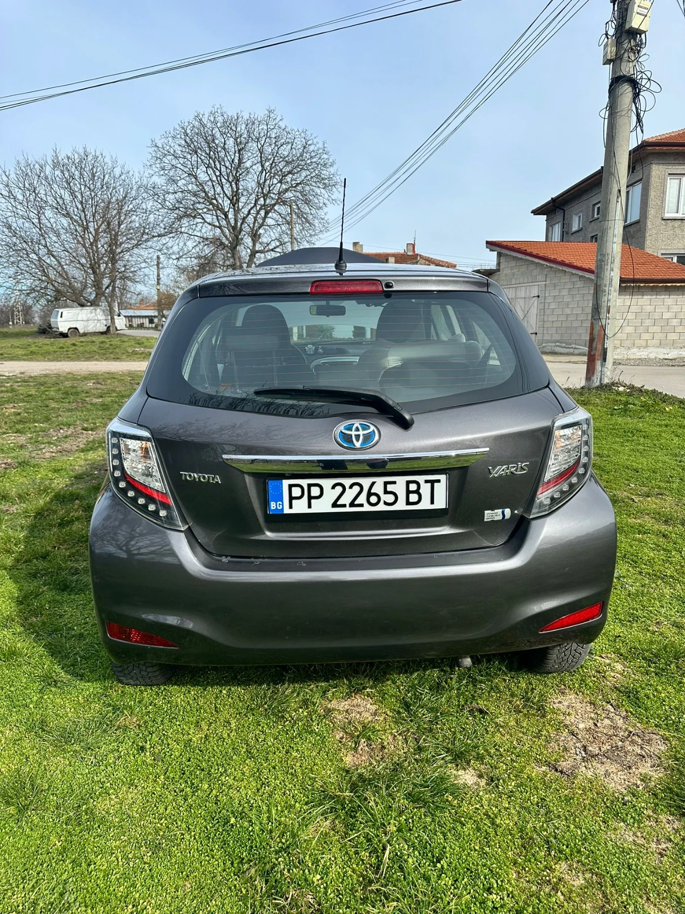 Toyota Yaris Toyota Yaris 1.5 Hybrid, Автоматик, Камера, Навига, снимка 3 - Автомобили и джипове - 53779366