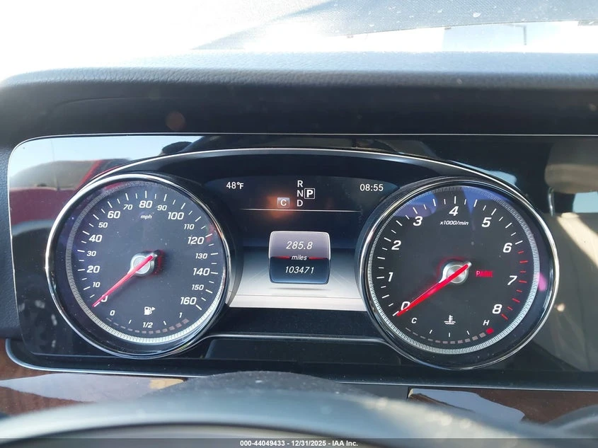 Mercedes-Benz E 300 2l 4Matic, снимка 7 - Автомобили и джипове - 53959449