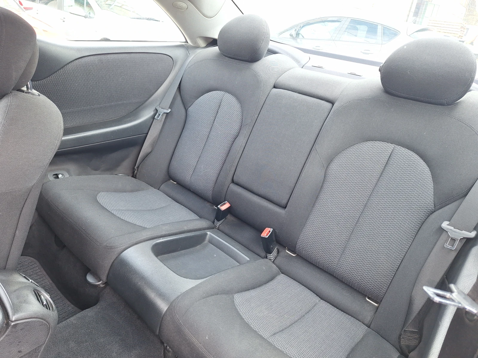 Mercedes-Benz CLK W209, снимка 10 - Автомобили и джипове - 54183760