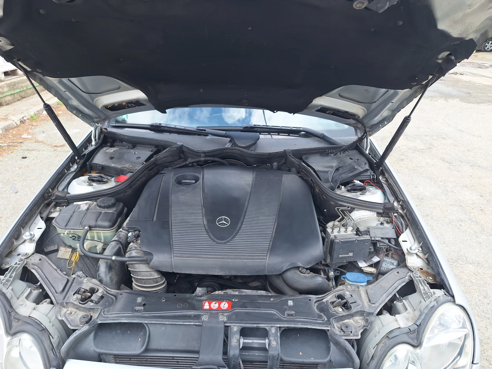 Mercedes-Benz CLK W209, снимка 17 - Автомобили и джипове - 54183760