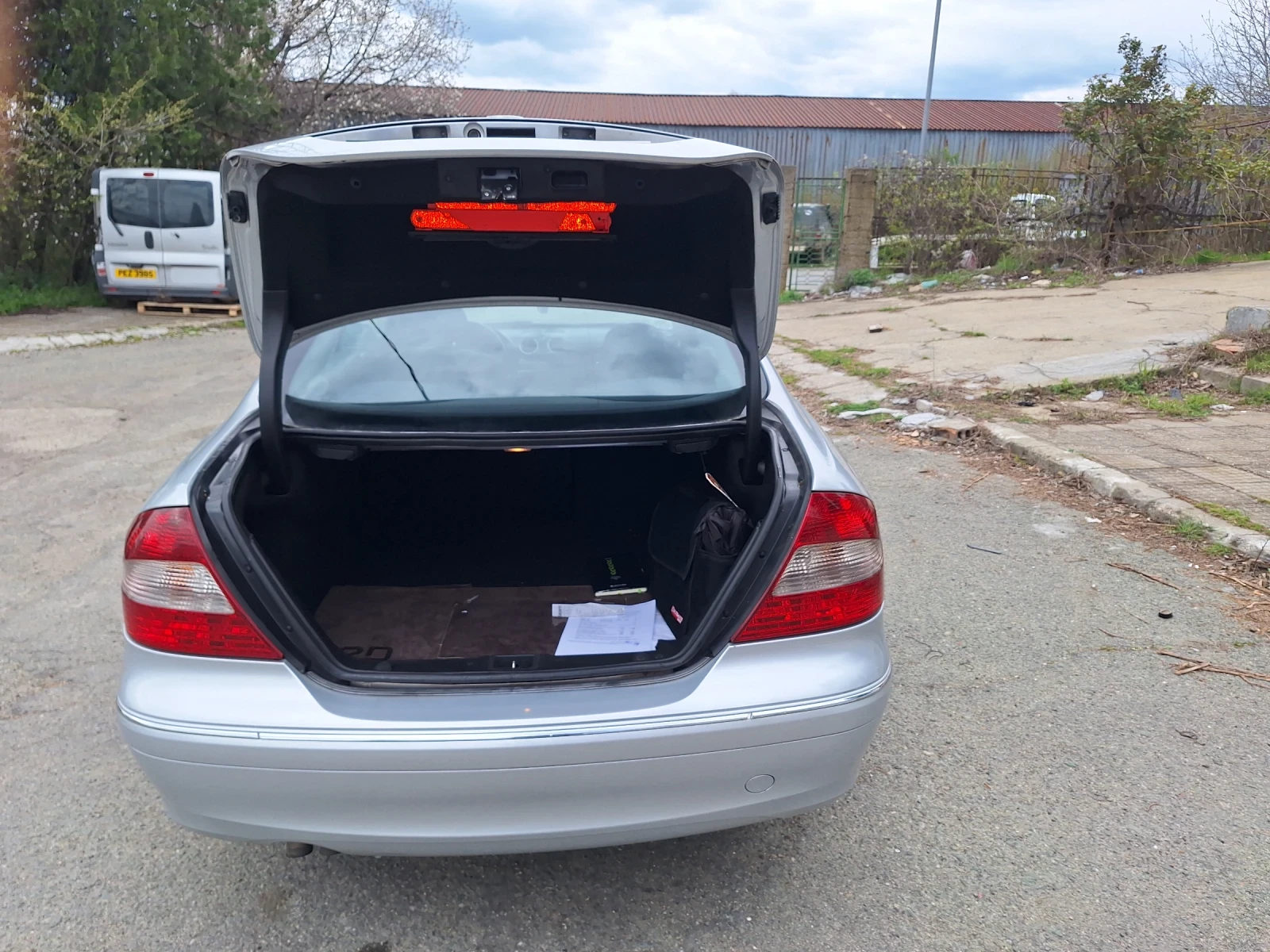 Mercedes-Benz CLK W209, снимка 6 - Автомобили и джипове - 54183760