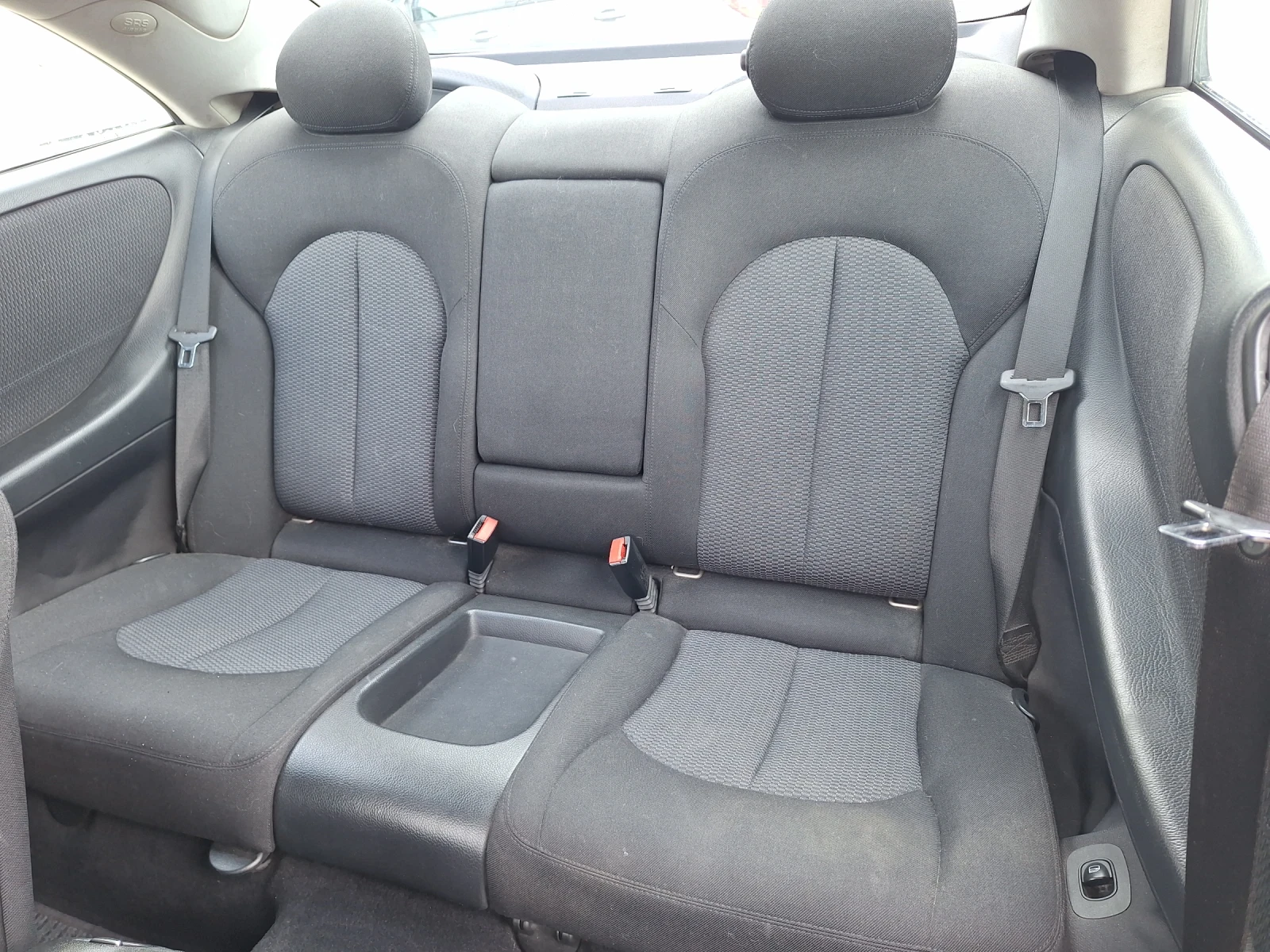 Mercedes-Benz CLK W209, снимка 13 - Автомобили и джипове - 54183760