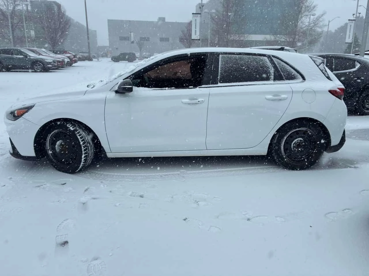 Hyundai Elantra * N Line Ultimate * CARFAX * ���� �� �� | Mobile.bg � ����������� 2