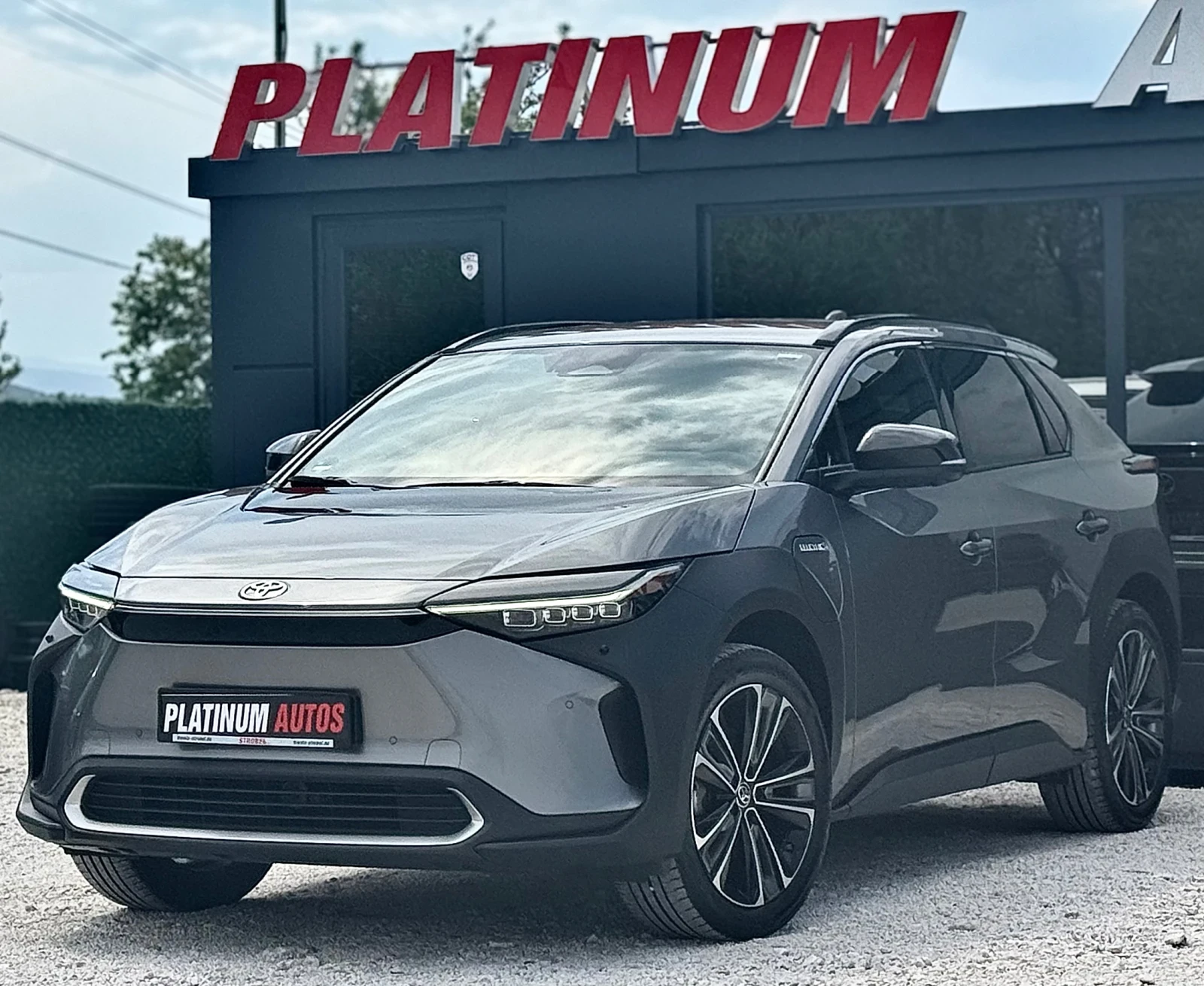 Toyota bZ4X JBL ПОДГРЕВ ОБДУХ, снимка 2 - Автомобили и джипове - 54360783