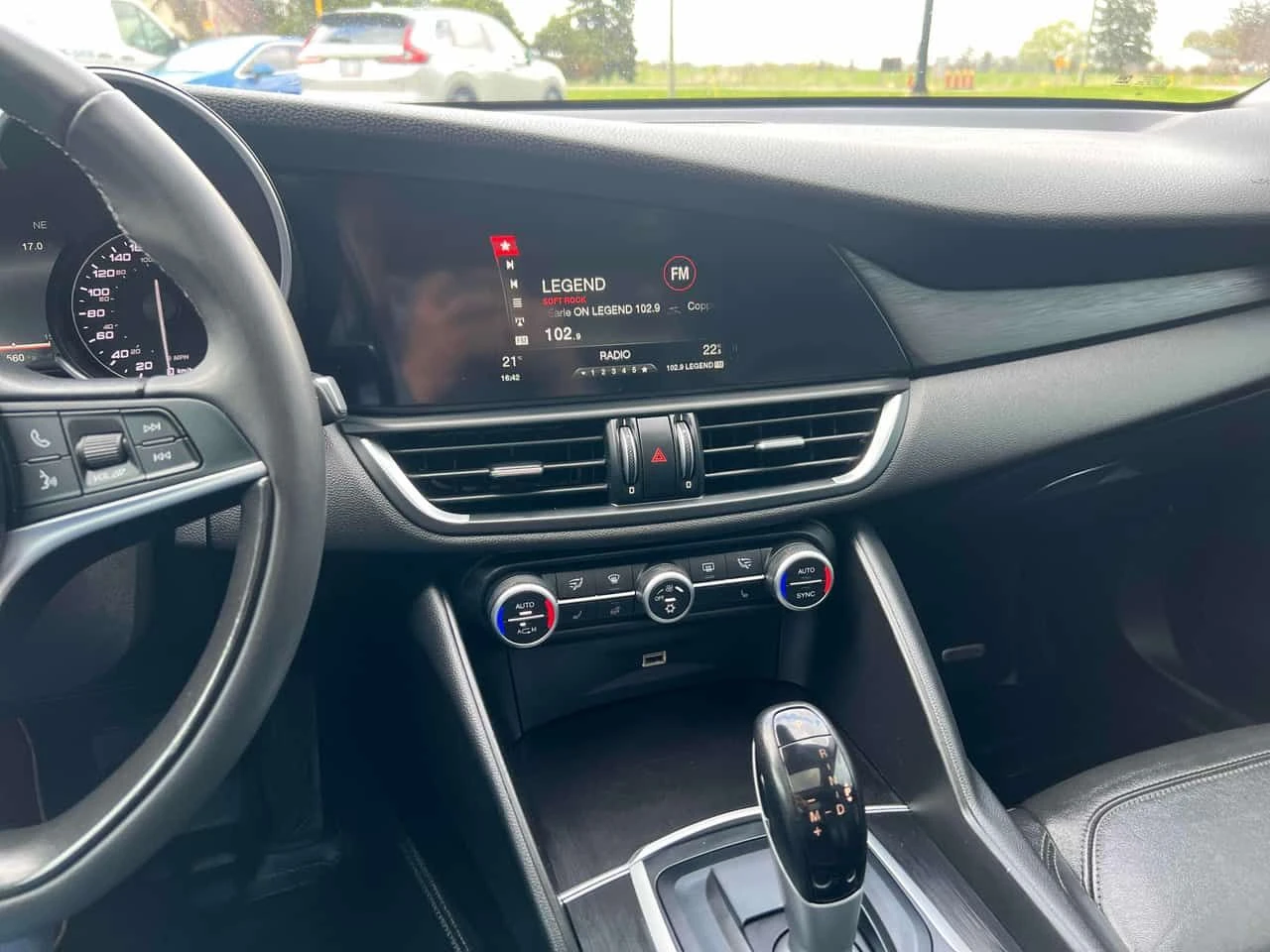Alfa Romeo Giulia * Q4 * ПОДГРЕВ * NAVI * ZF8, снимка 9 - Автомобили и джипове - 54380016
