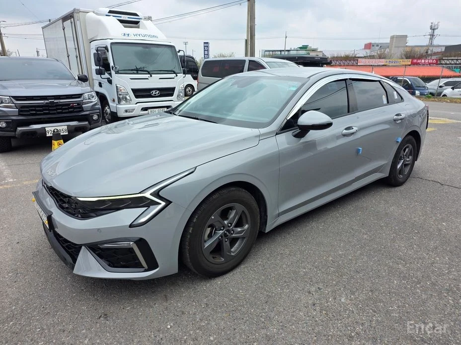 Kia K5 2.0* ГАЗ* ПОДГРЕВ* КАМЕРА* МЪРТВА ТОЧКА* DIGITAL