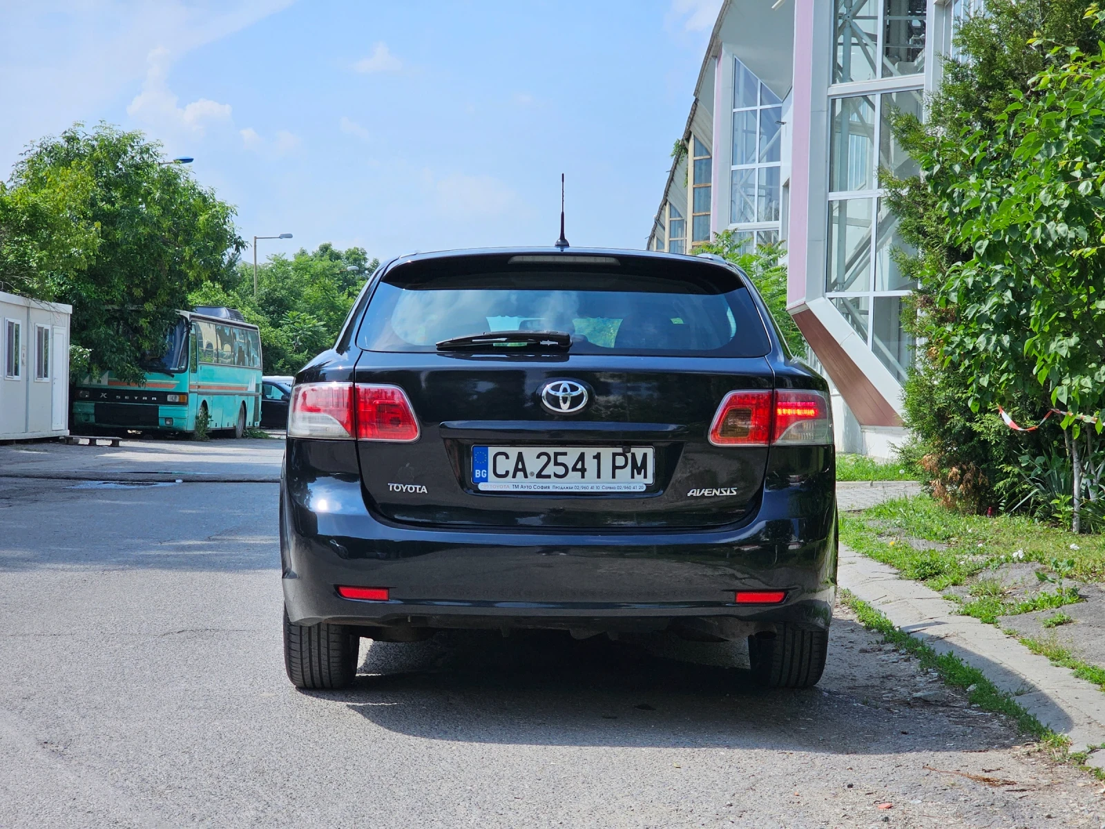 Toyota Avensis 2.0 D4D, снимка 6 - Автомобили и джипове - 54802001