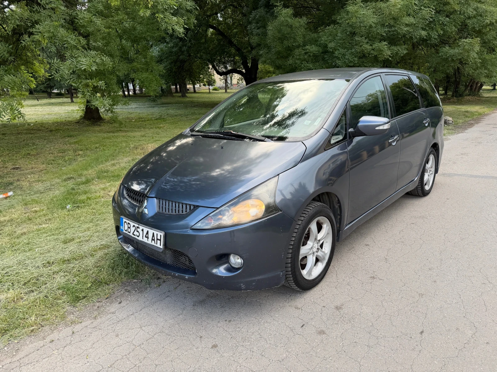 Mitsubishi Grandis 7 Местен 
