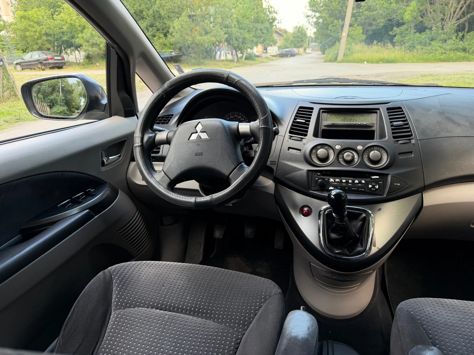 Mitsubishi Grandis 6+ 1 Места!, снимка 12 - Автомобили и джипове - 54873269