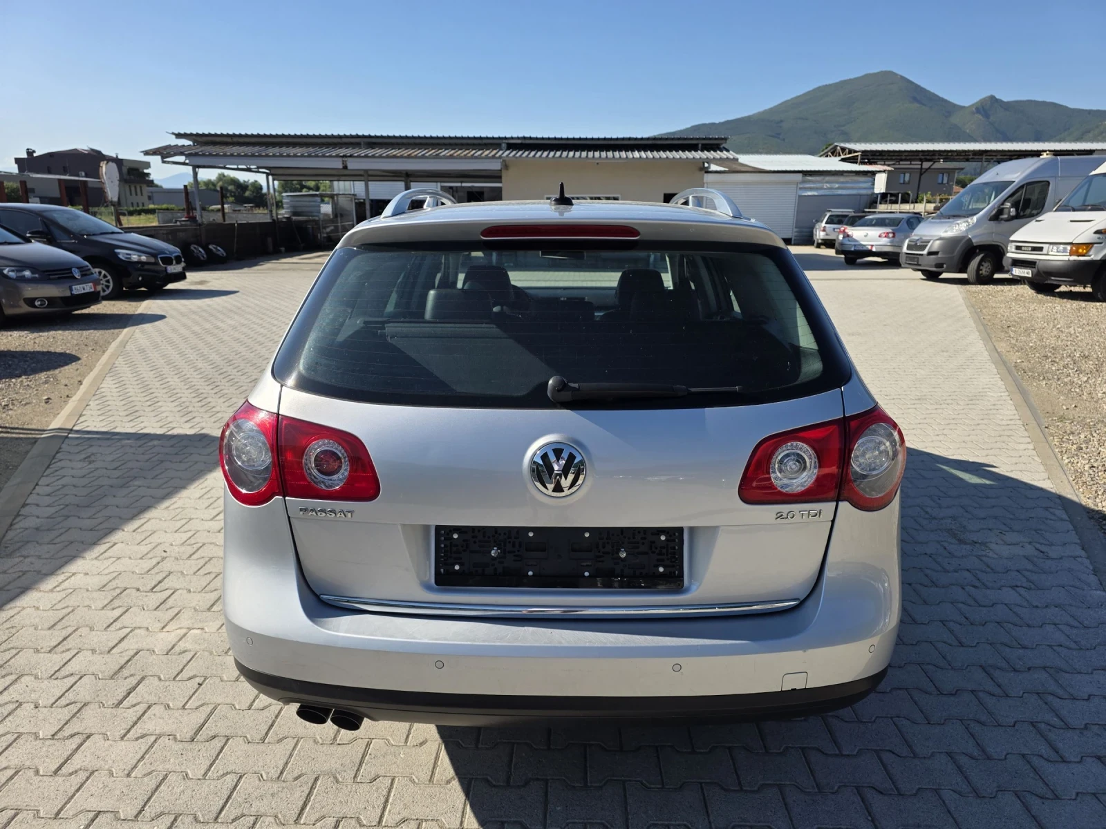 VW Passat 2.0TDi HIGHLINE NAVI Лизинг, снимка 6 - Автомобили и джипове - 55239066