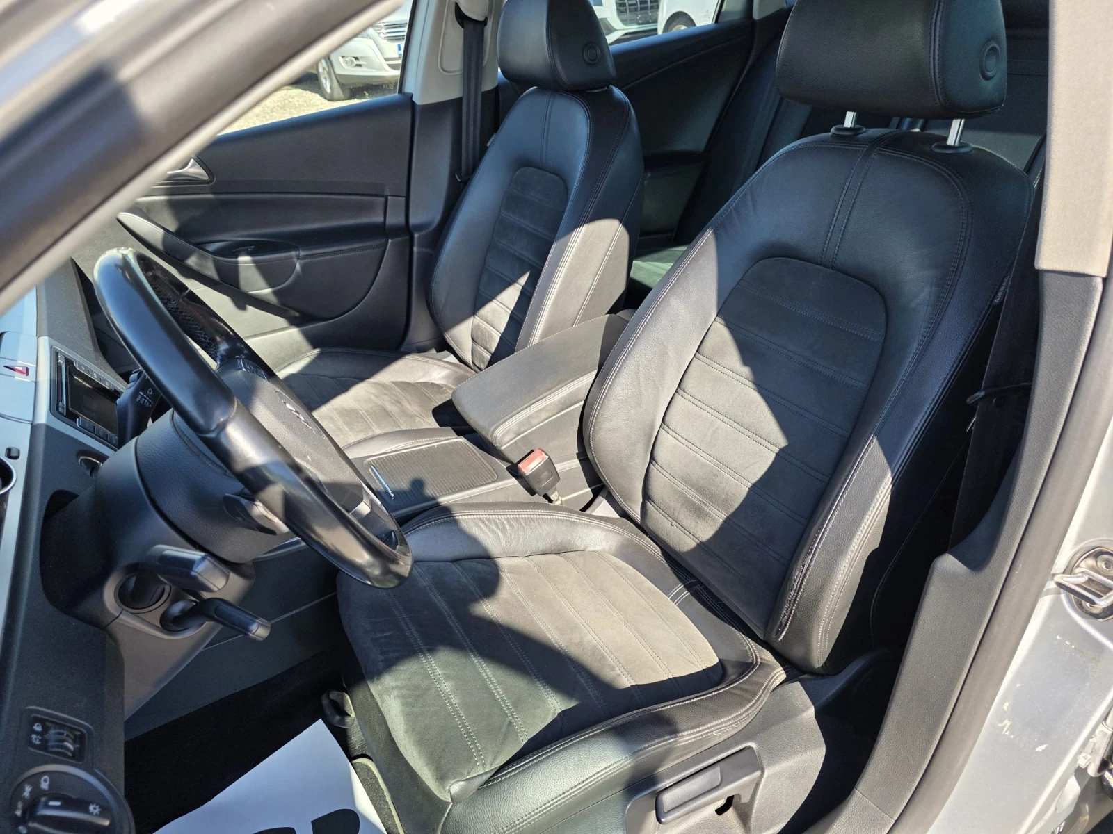 VW Passat 2.0TDi HIGHLINE NAVI Лизинг, снимка 11 - Автомобили и джипове - 55239066
