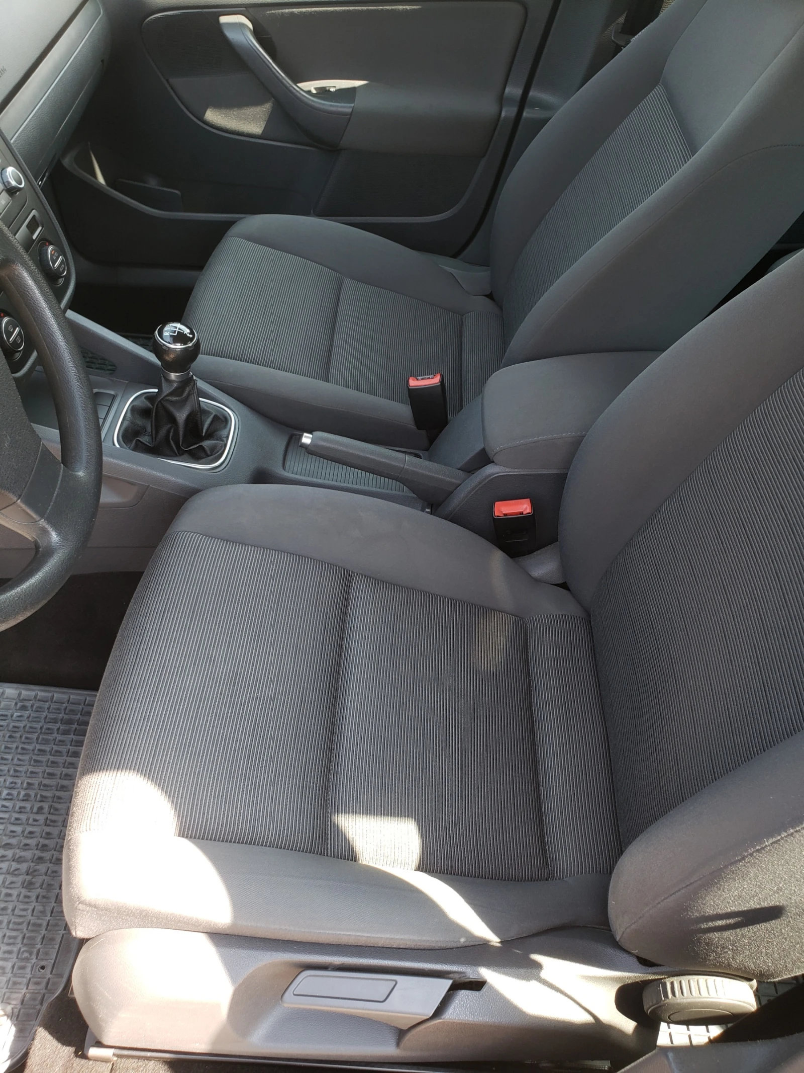 VW Golf 1.9 TDI 90ps, снимка 7 - Автомобили и джипове - 55557763