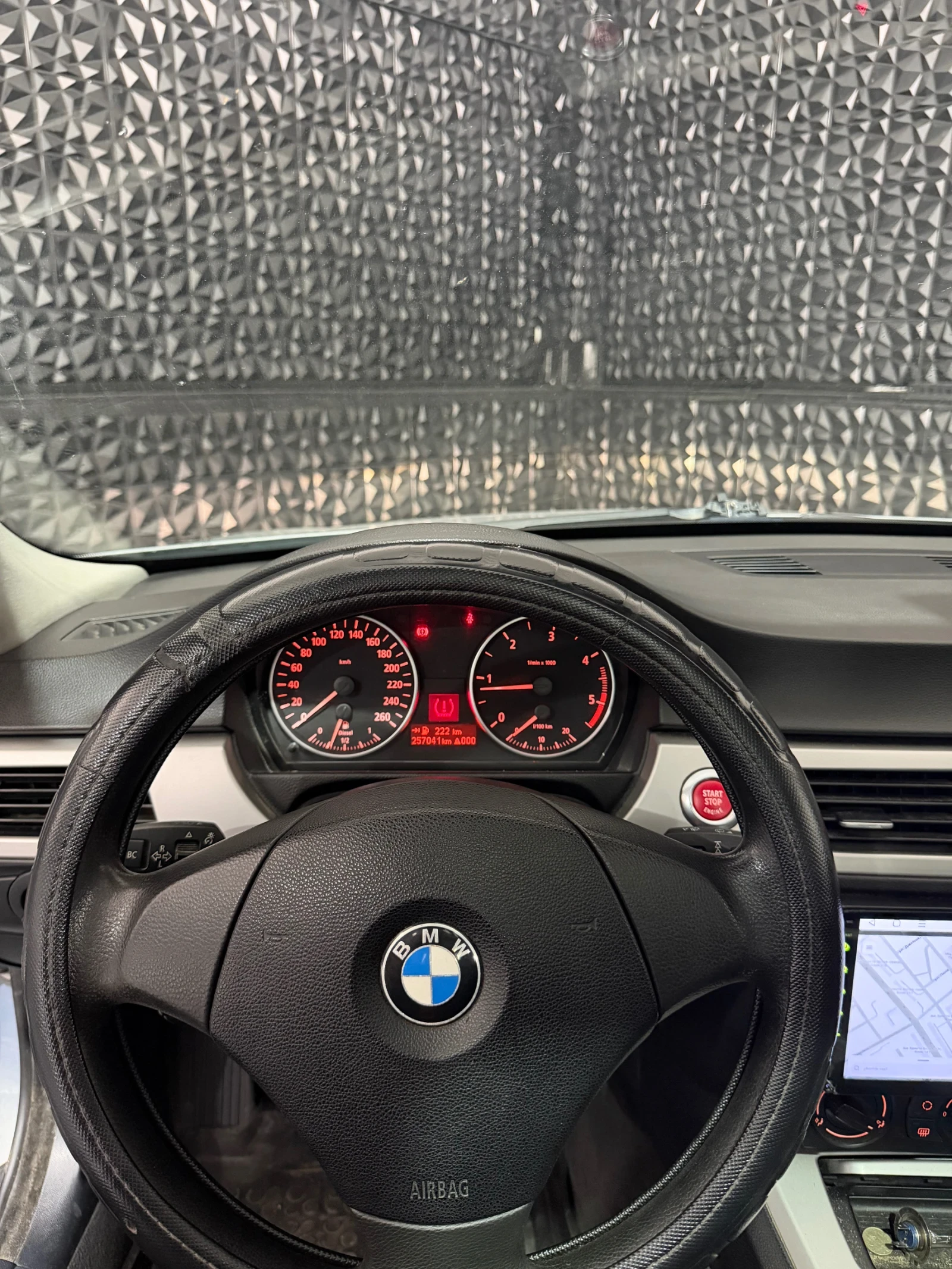 BMW 318 20d multimedia, снимка 8 - Автомобили и джипове - 56316440