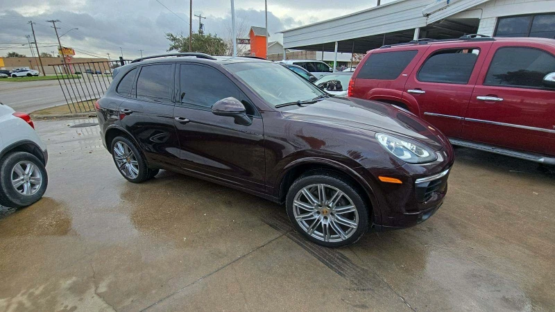 Porsche Cayenne PLATINUM EDITION Обдухване* Bose* Панорама* , снимка 2 - Автомобили и джипове - 49057695