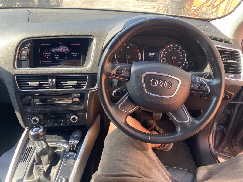 Audi Q5 2.0tdi, снимка 9 - Автомобили и джипове - 51199150