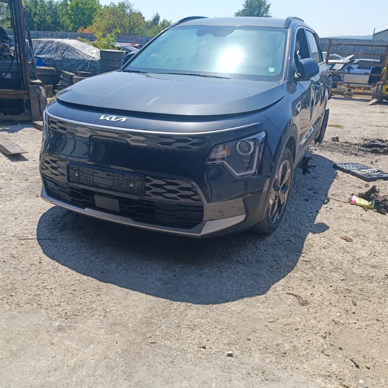 Kia Niro 63, снимка 2 - Автомобили и джипове - 51346171