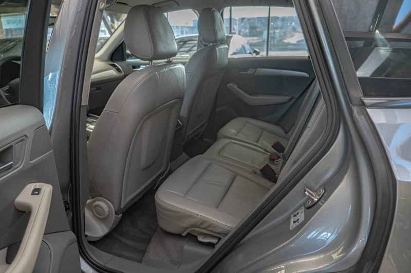 Audi Q5 3.0TDI/Quattro/MMI Plus/APS Plus/Isofix/Side Guard, снимка 8 - Автомобили и джипове - 52541051