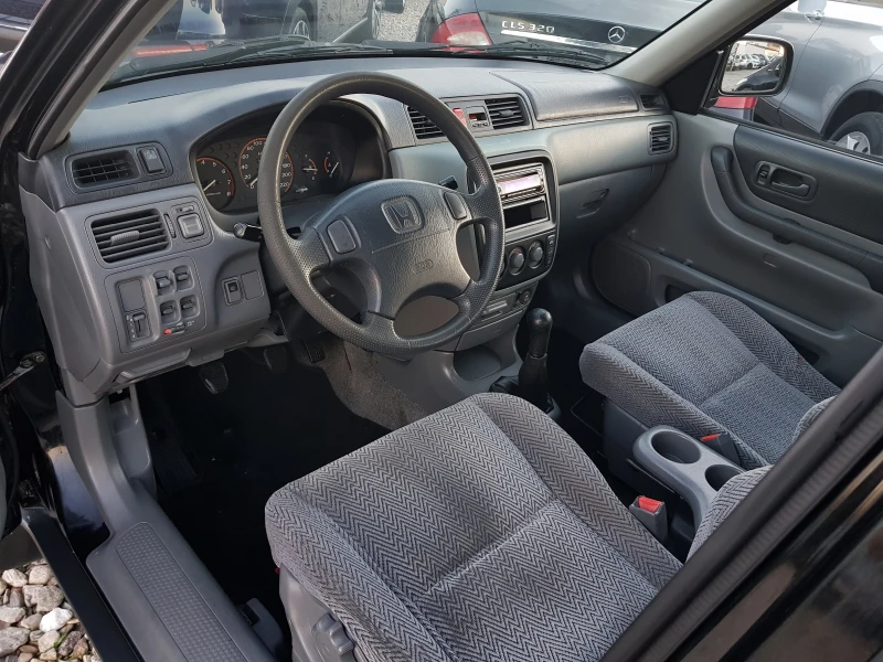Honda Cr-v 2.0 i - 128 к.с. ИТАЛИЯ , снимка 9 - Автомобили и джипове - 52739497