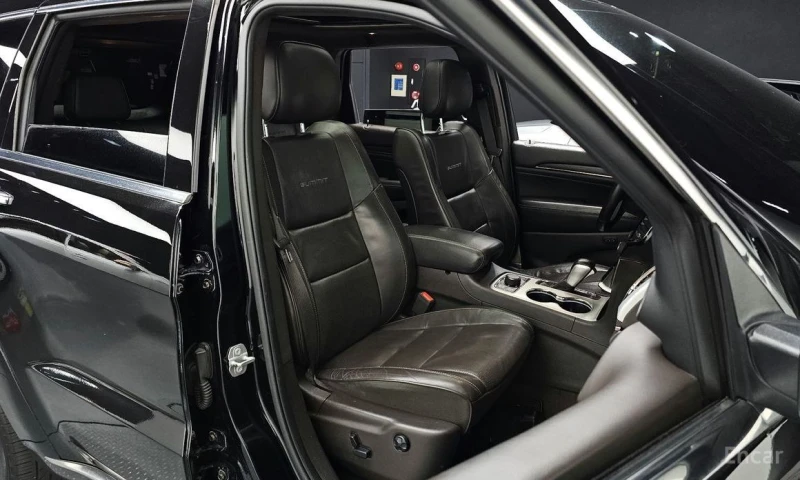 Jeep Grand cherokee, снимка 10 - Автомобили и джипове - 52886871