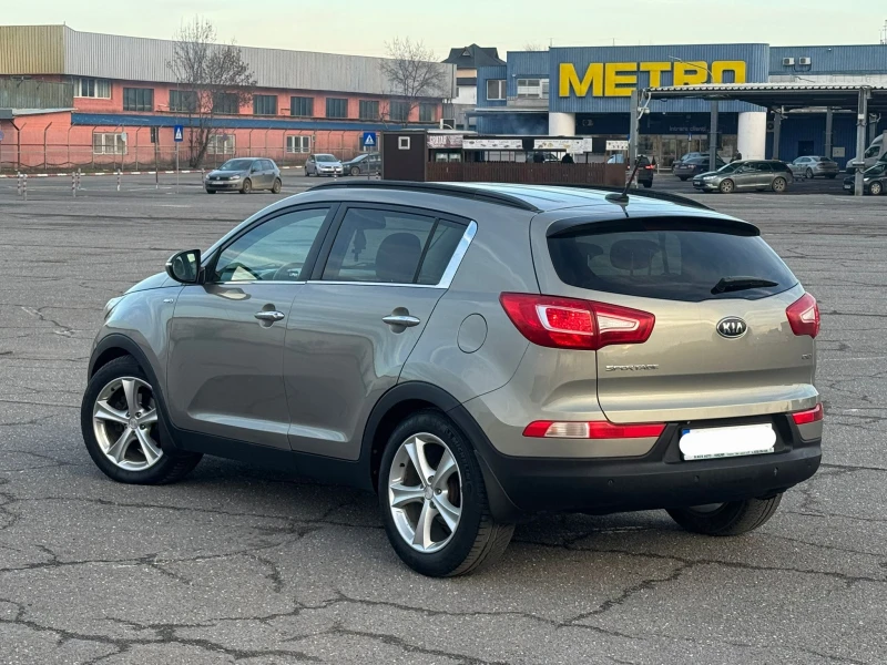 Kia Sportage 2.0 184 4x4 , снимка 4 - Автомобили и джипове - 53282610