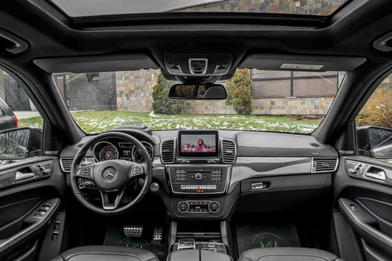 Mercedes-Benz GLE 350 d* AMG* 4MATIC* PANORAMA* 3xTV* HEAD-UP, снимка 13 - Автомобили и джипове - 53469780
