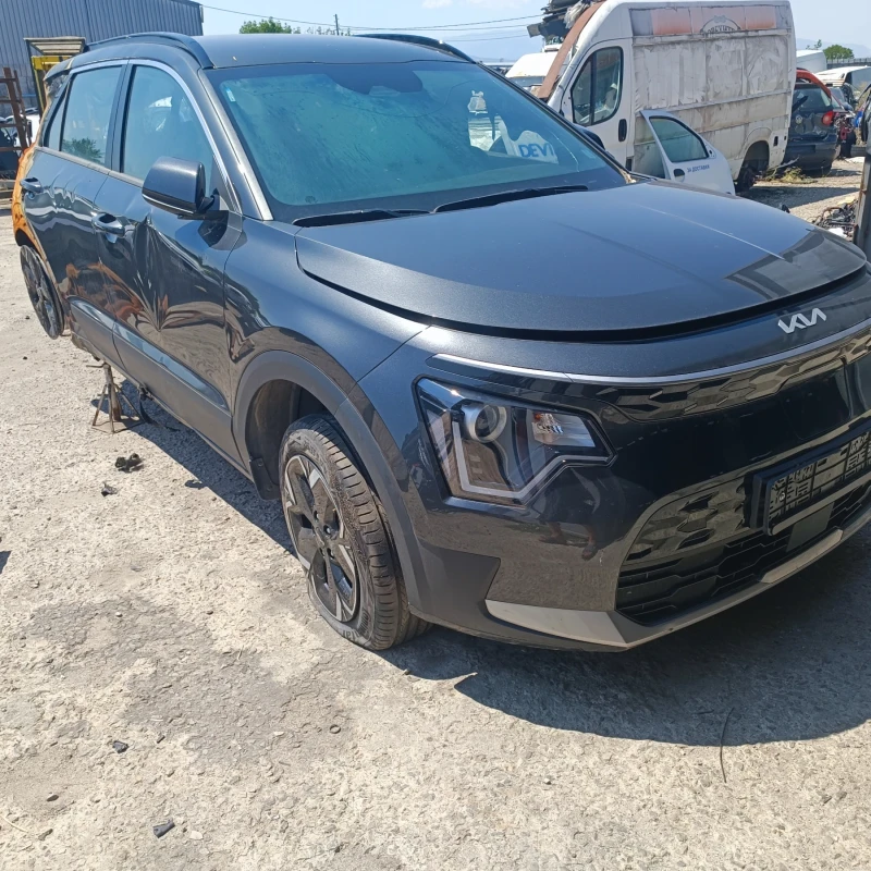 Kia Niro 63 - 11 лв. - 36638347 1