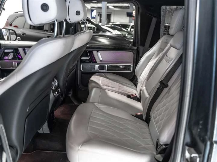 Mercedes-Benz G 63 AMG AMG G 63| NIGHT MAGNO PKG| CARBON| MANUFAKTUR, снимка 17 - Автомобили и джипове - 53986746