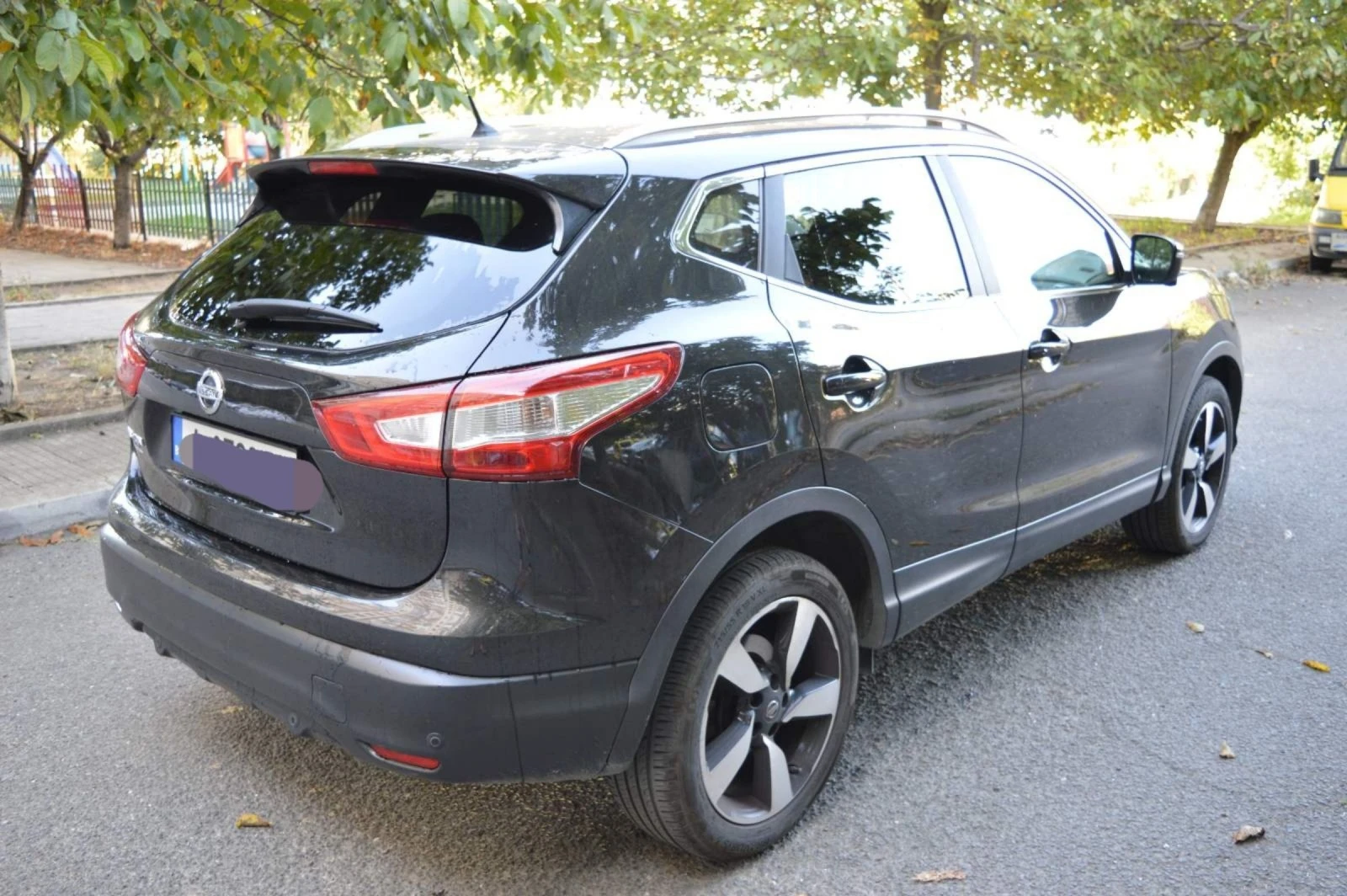 Nissan Qashqai 1.6, 360 кам., навигация - изображение 2