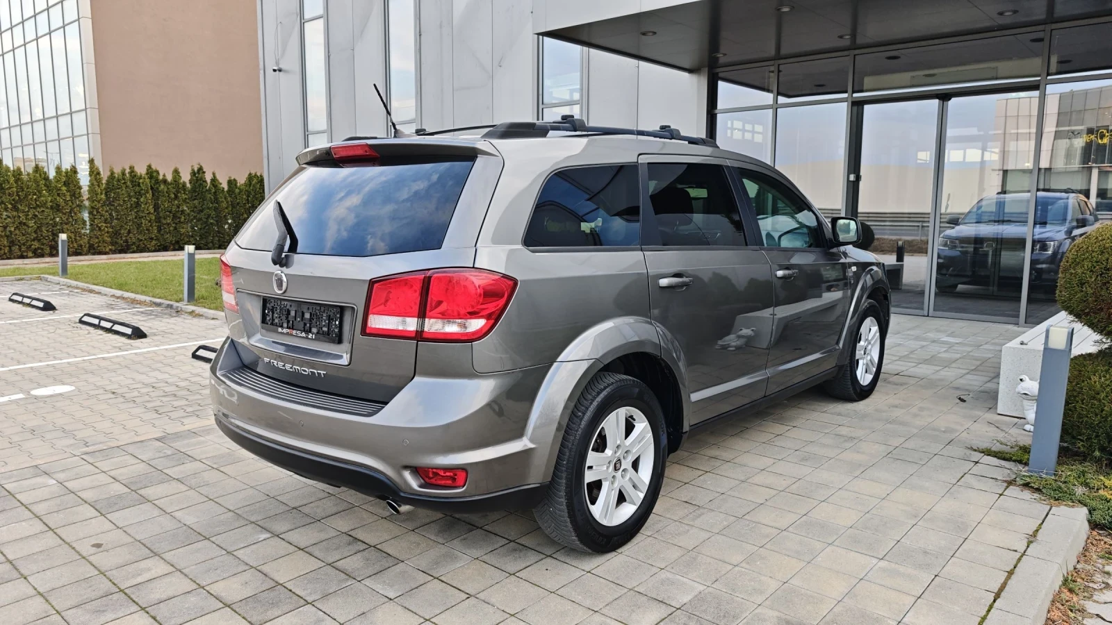 Fiat Freemont 2.0d 170kc.6+ 1 - изображение 4