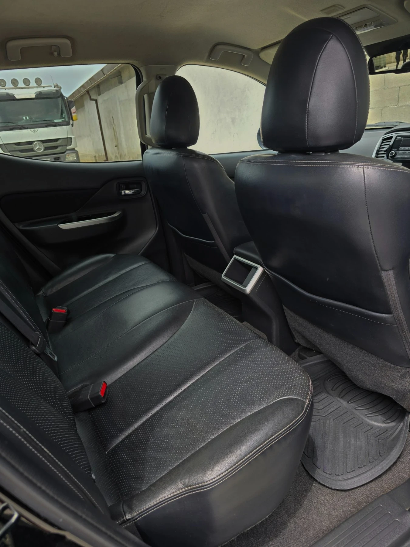 Mitsubishi L200 2.3 DID EURO 6, снимка 8 - Автомобили и джипове - 54784131