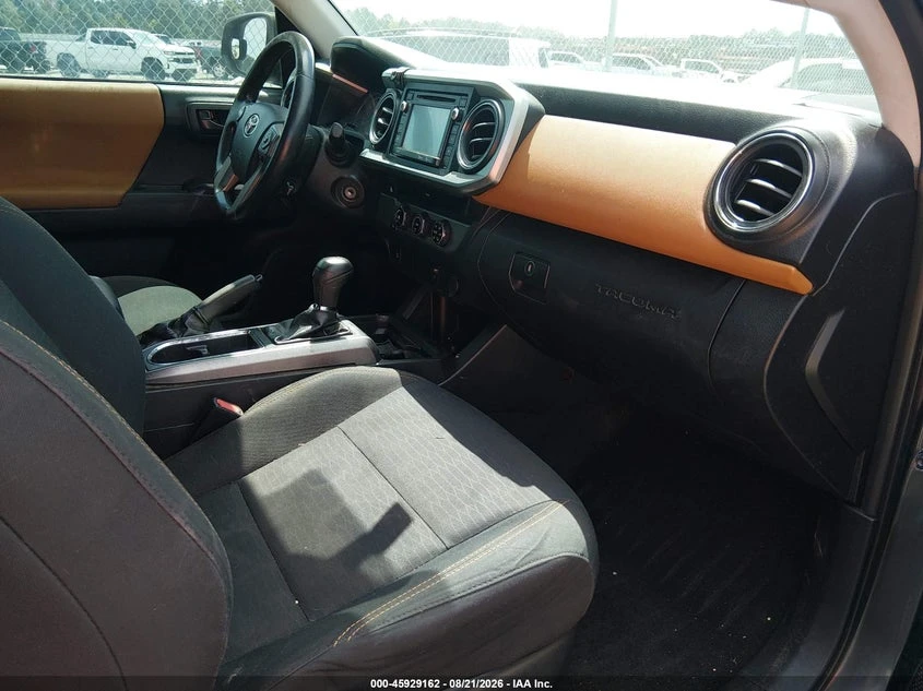 Toyota Tacoma 3.5l Sr5 V6, снимка 5 - Автомобили и джипове - 56041715