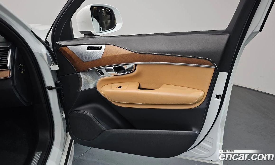 Volvo Xc90 T6 Inscription, снимка 13 - Автомобили и джипове - 56123224